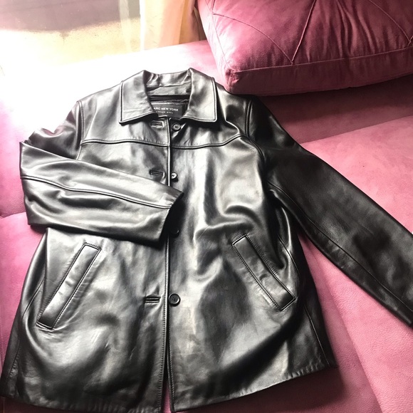 Leather jacket - Picture 4 of 5